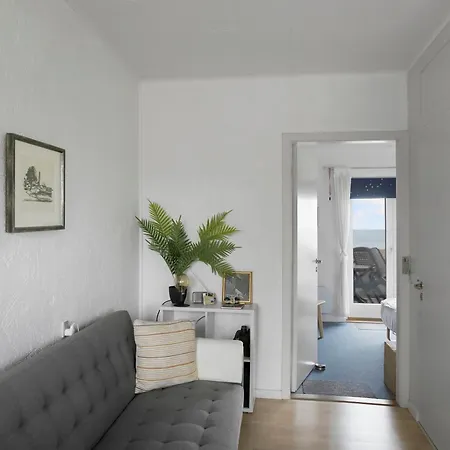 On Bornholms Cliffs Apartamento *